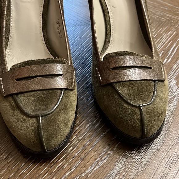 Via Spiga olive green suede penny loafer with green leather trim heel 9M - Picture 4 of 17